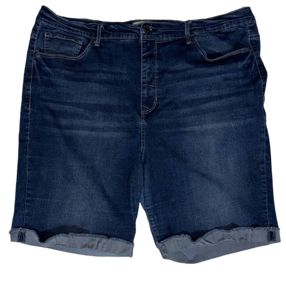 Angles Plus Size Denim Bermuda Shorts – 22W - Picture 3 of 10